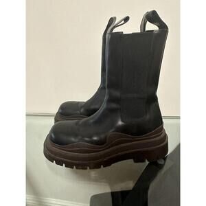Bottega Veneta Tire Boots Black & Brown